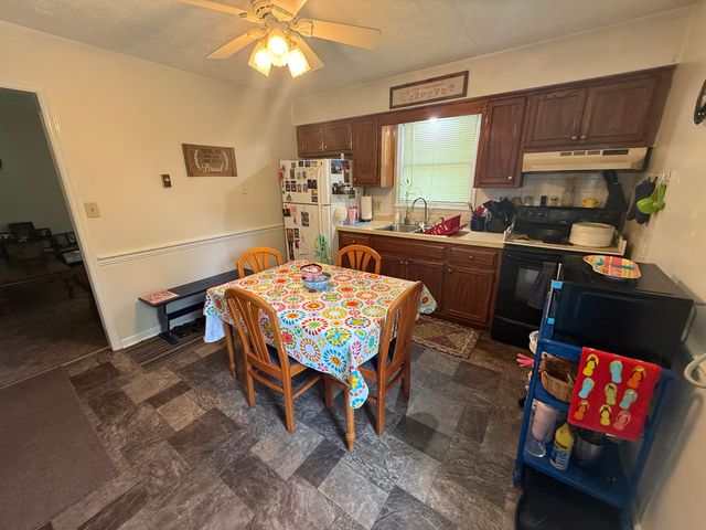 112 A-B Meadowlark, Nicholasville, KY 40356