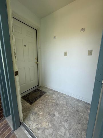 112 A-B Meadowlark, Nicholasville, KY 40356