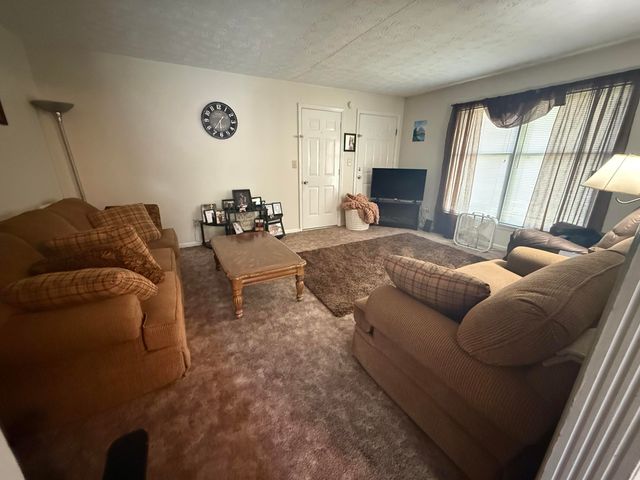 112 A-B Meadowlark, Nicholasville, KY 40356