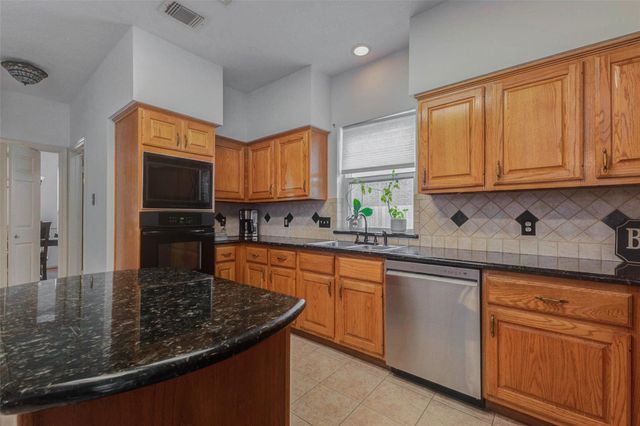 17322 Meadow Heights Drive, Houston, TX 77095