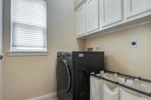 17322 Meadow Heights Drive, Houston, TX 77095