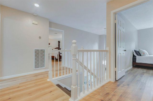 17322 Meadow Heights Drive, Houston, TX 77095