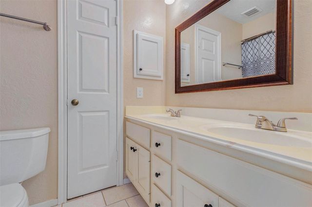 17322 Meadow Heights Drive, Houston, TX 77095