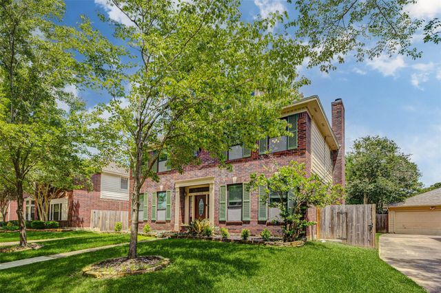 17322 Meadow Heights Drive, Houston, TX 77095