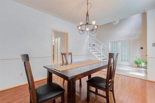 17322 Meadow Heights Drive, Houston, TX 77095