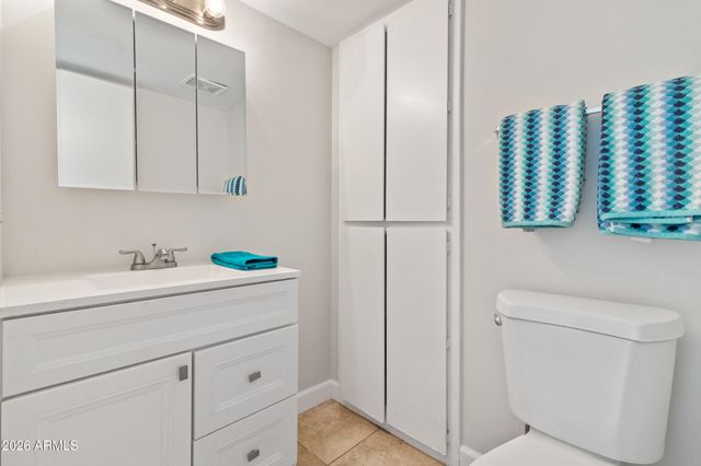 10 E HERMOSA Drive, Tempe, AZ 85282