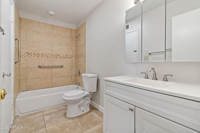 10 E HERMOSA Drive, Tempe, AZ 85282