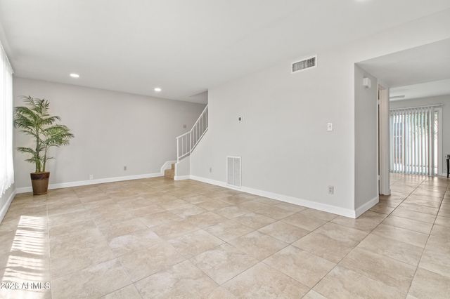 10 E HERMOSA Drive, Tempe, AZ 85282