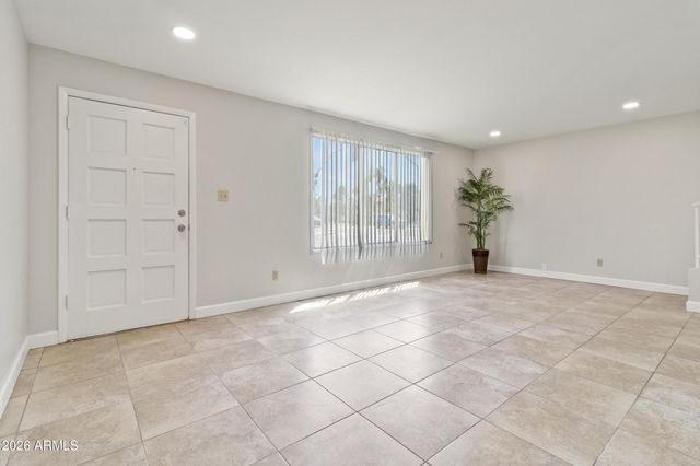 10 E HERMOSA Drive, Tempe, AZ 85282
