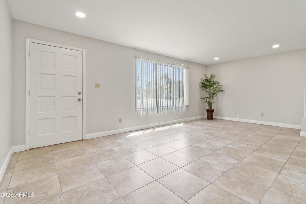 10 E HERMOSA Drive, Tempe, AZ 85282 — photo 5