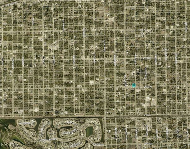800 W 9th ST, Lehigh Acres, FL 33972