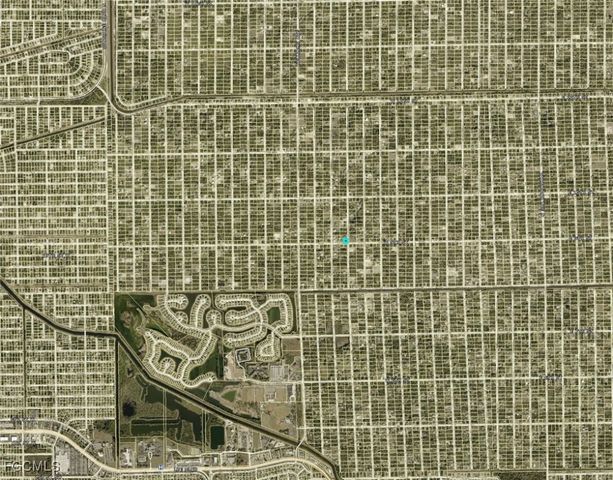 800 W 9th ST, Lehigh Acres, FL 33972