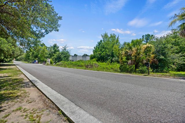 481 Jessen Lane, Wando, SC 29492