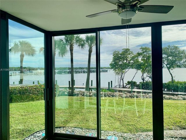6142 SE Landing Way 6, Stuart, FL 34997