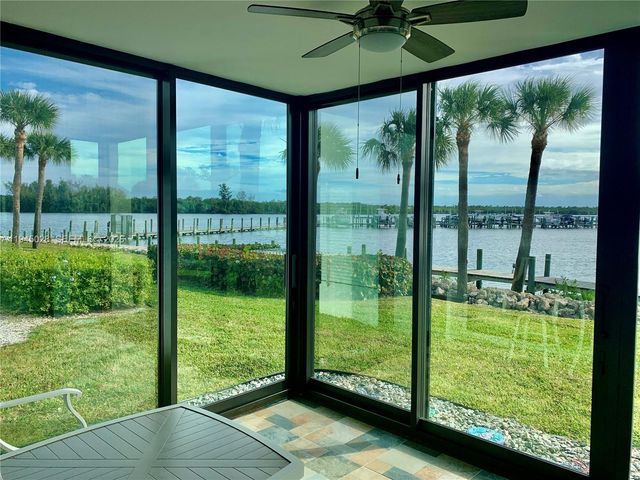6142 SE Landing Way 6, Stuart, FL 34997