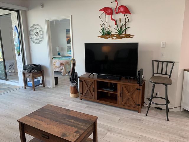 6142 SE Landing Way 6, Stuart, FL 34997