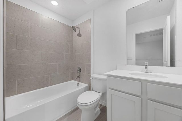 4704 WINDING RIVER ROAD, Orlando, FL 32822