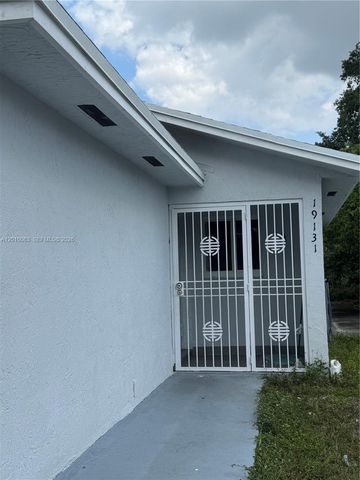 19131 NW 33rd Ct, Miami Gardens, FL 33056