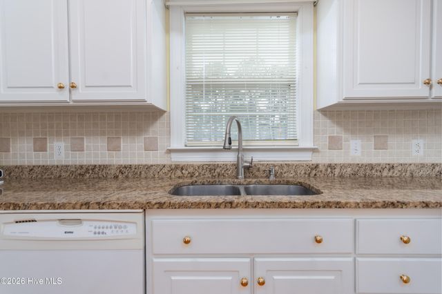 176 Laguna Trace, Pink Hill, NC 28572