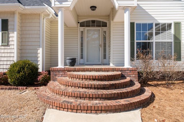 176 Laguna Trace, Pink Hill, NC 28572