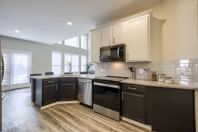 9809 Cambria Court, Plano, TX 75025
