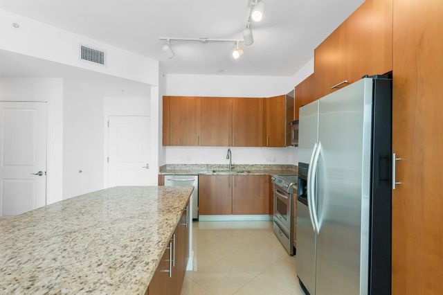 1945 S Ocean Drive 307, Hallandale Beach, FL 33009