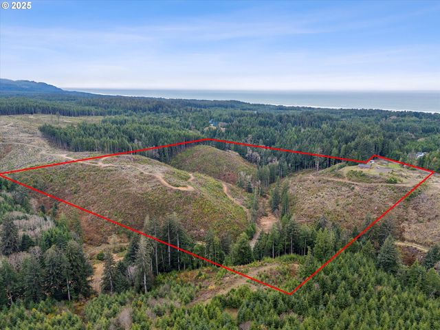 135 Sw WAKONDA BEACH Rd, Waldport, OR 97394