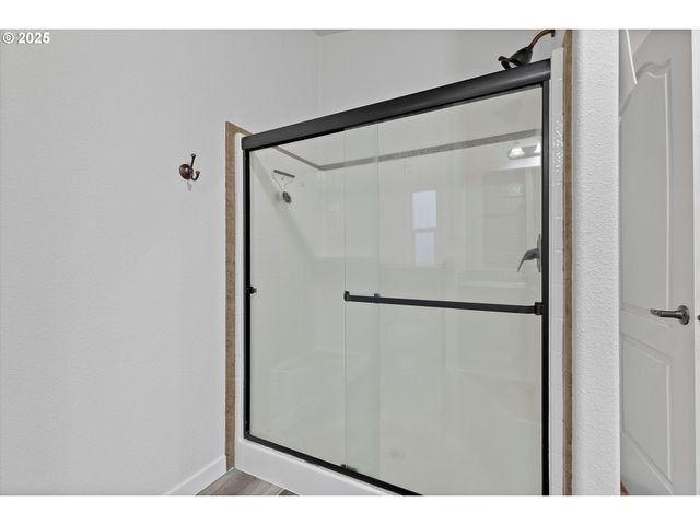 135 Sw WAKONDA BEACH Rd, Waldport, OR 97394