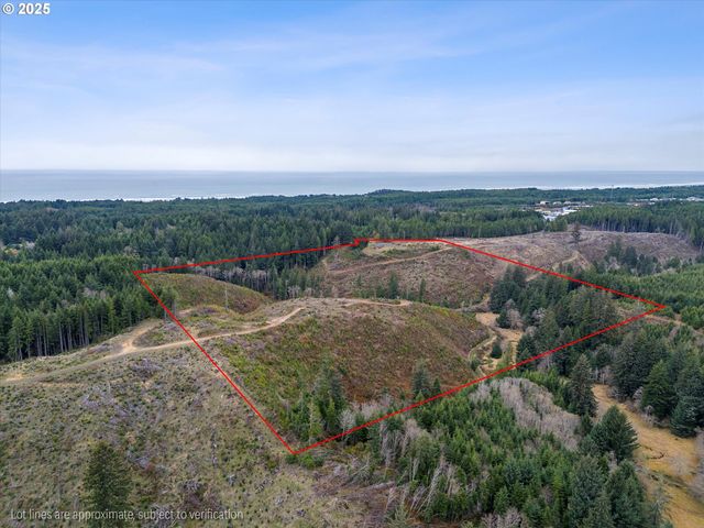 135 Sw WAKONDA BEACH Rd, Waldport, OR 97394