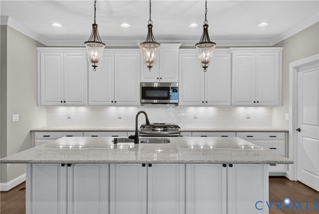 7238 Shenfield Ave, Glen Allen, VA 23059
