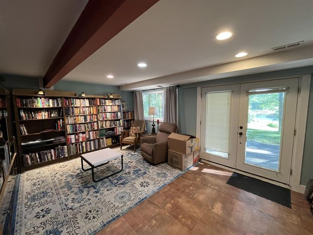 11011 Podunk Avenue, Greenville, MI 48838