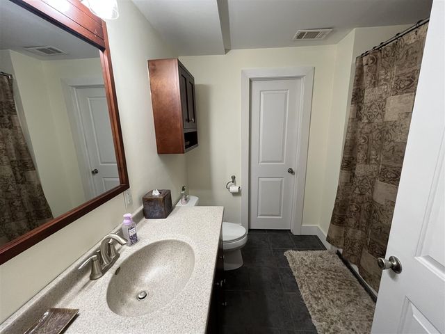11011 Podunk Avenue, Greenville, MI 48838