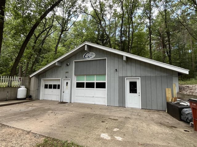11011 Podunk Avenue, Greenville, MI 48838