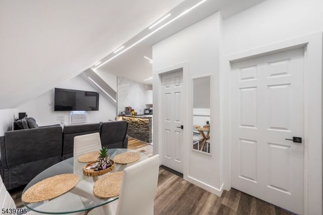 944 Emma St, Elizabeth City, NJ 07201