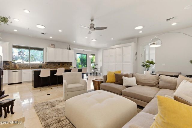 8044 E TETHER Trail, Scottsdale, AZ 85255