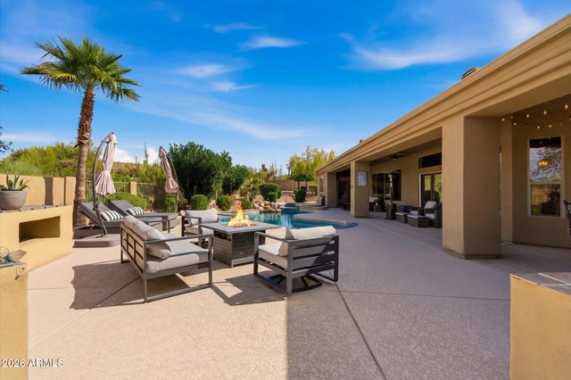 8044 E TETHER Trail, Scottsdale, AZ 85255