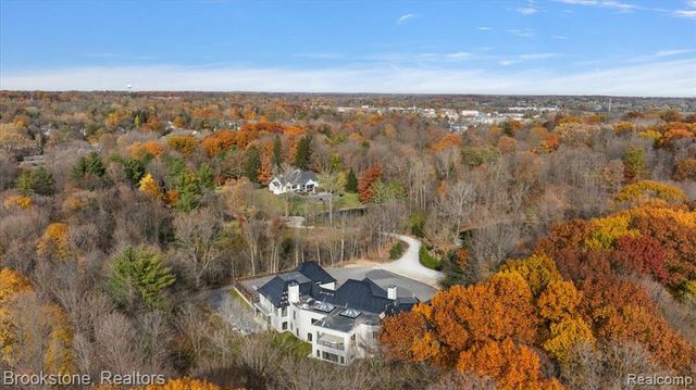 625 Fairbrook Street, Northville, MI 48167