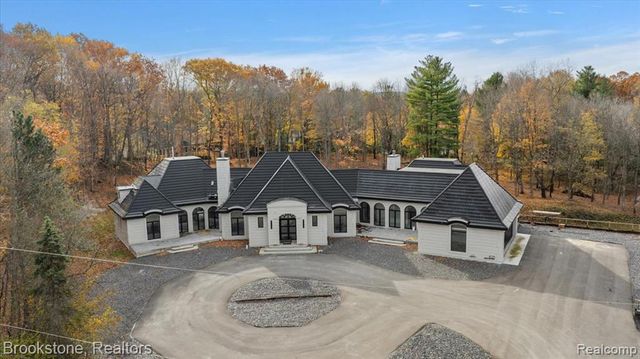 625 Fairbrook Street, Northville, MI 48167