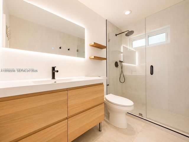 1631 NE 114th Street 307, Miami, FL 33181