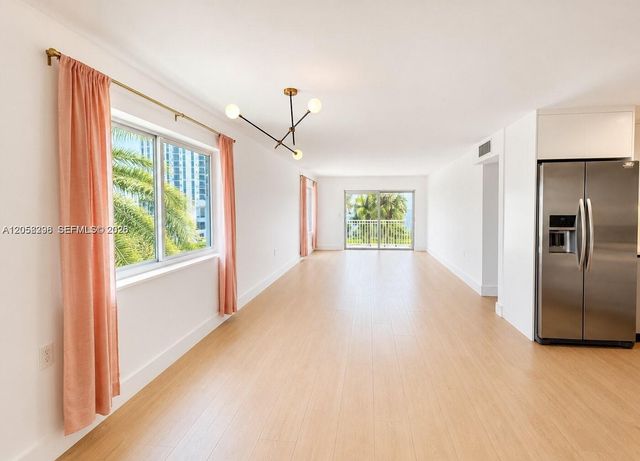 1631 NE 114th Street 307, Miami, FL 33181
