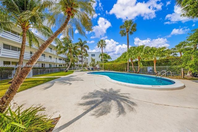 1631 NE 114th Street 307, Miami, FL 33181