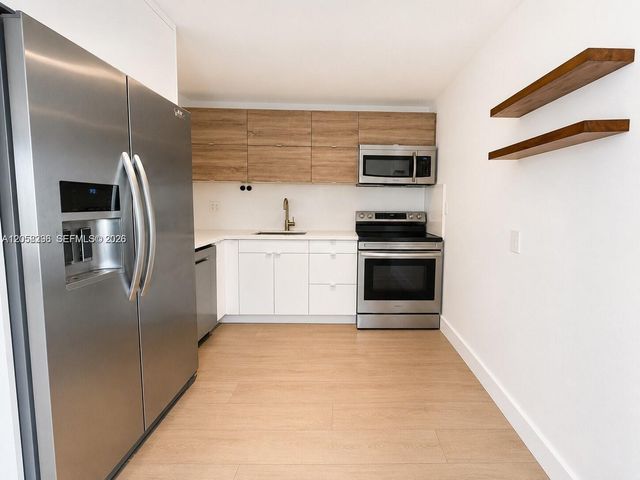 1631 NE 114th Street 307, Miami, FL 33181