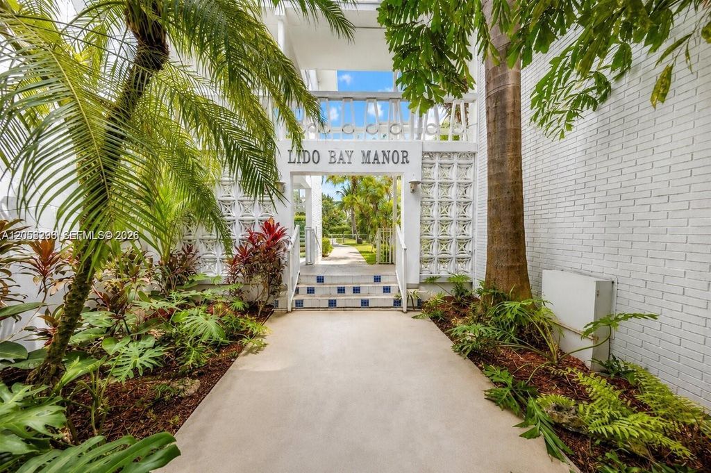 1631 NE 114th Street 307, Miami, FL 33181