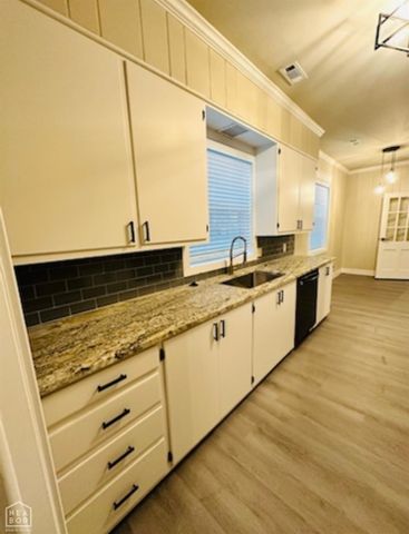 315 Pine, Newport, AR 72112