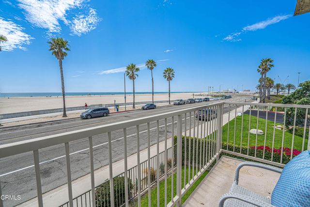 201 E Surfside Drive, Port Hueneme, CA 93041