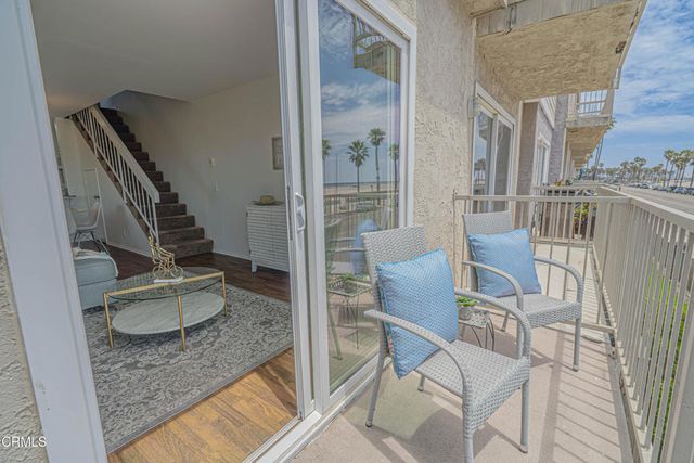 201 E Surfside Drive, Port Hueneme, CA 93041