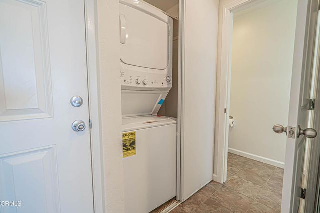 201 E Surfside Drive, Port Hueneme, CA 93041