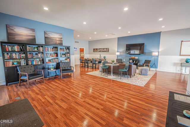201 E Surfside Drive, Port Hueneme, CA 93041