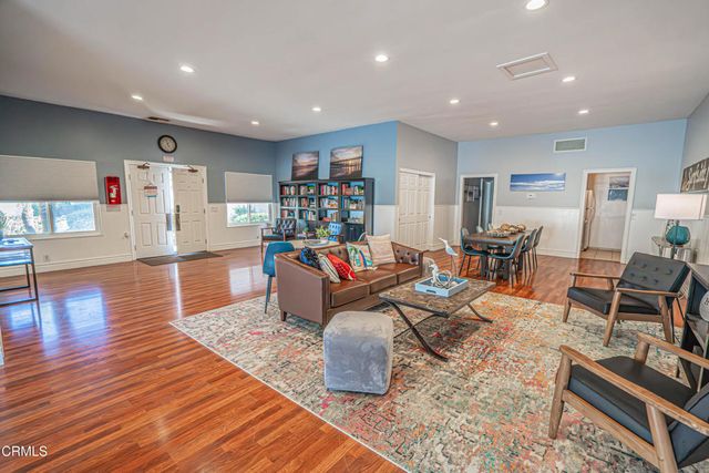 201 E Surfside Drive, Port Hueneme, CA 93041
