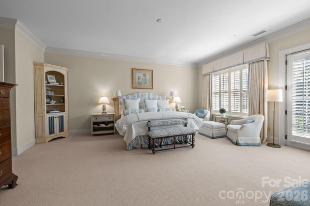 168 Cherokee Road, Charlotte, NC 28207
